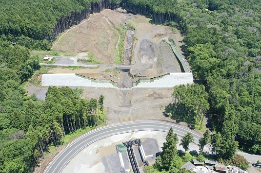 令和2年度　富士山風祭上流遊砂地工事